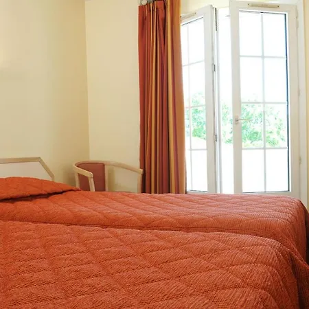 Relais Des Tilleuls Отель Аспаррен