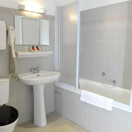 Отель Relais Des Tilleuls 2*