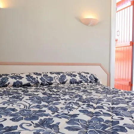 Relais Des Tilleuls האספארן
