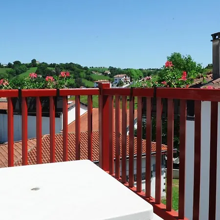 Relais Des Tilleuls 2* Hasparren